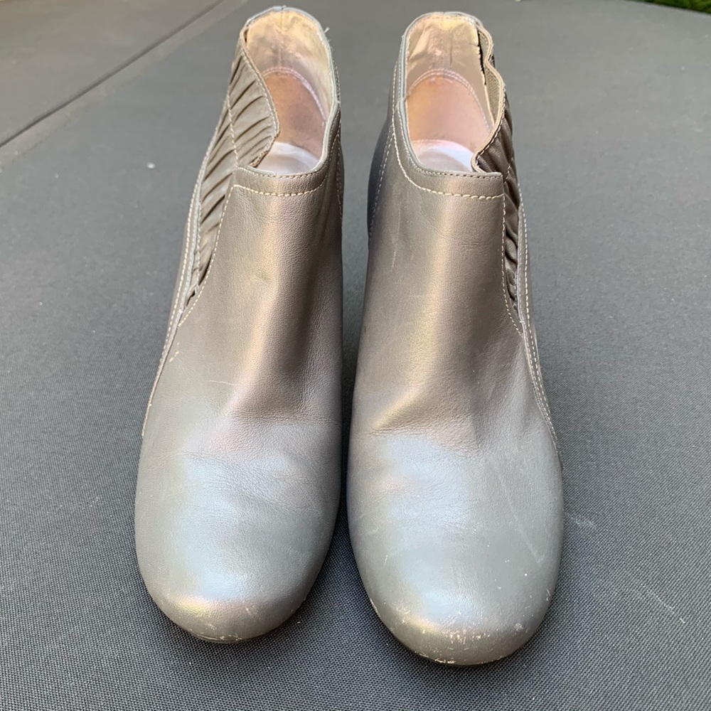Kenneth Cole boots